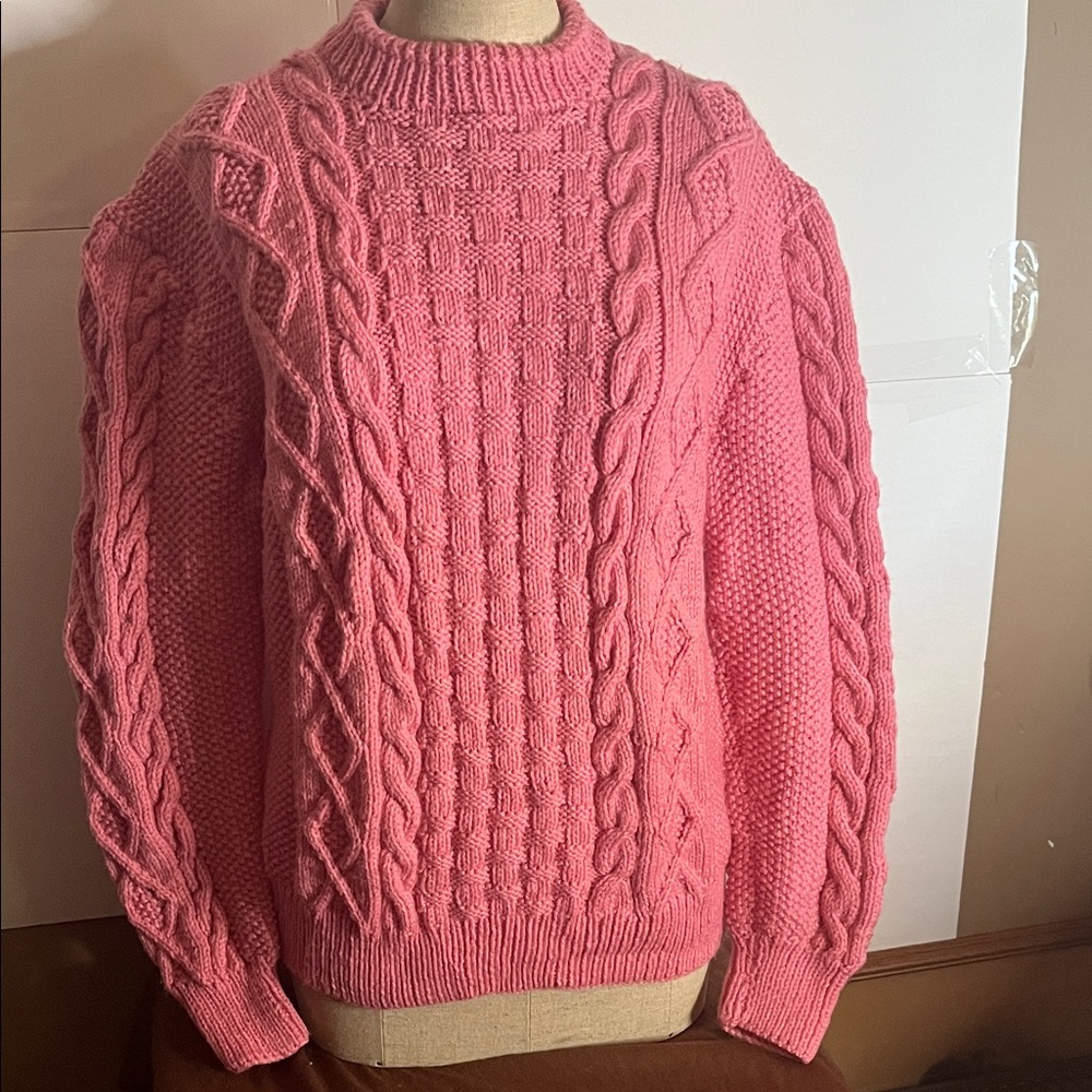 😄Vintage handknit Sweater blush pink cable and basket weave stitch